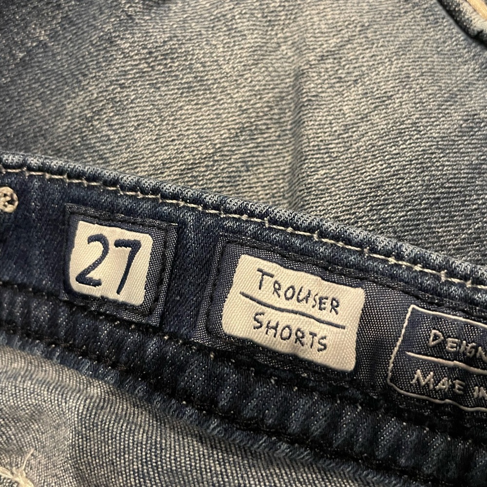 Miss Me Navy Jean Shorts with Button Details - Picture 3 of 3